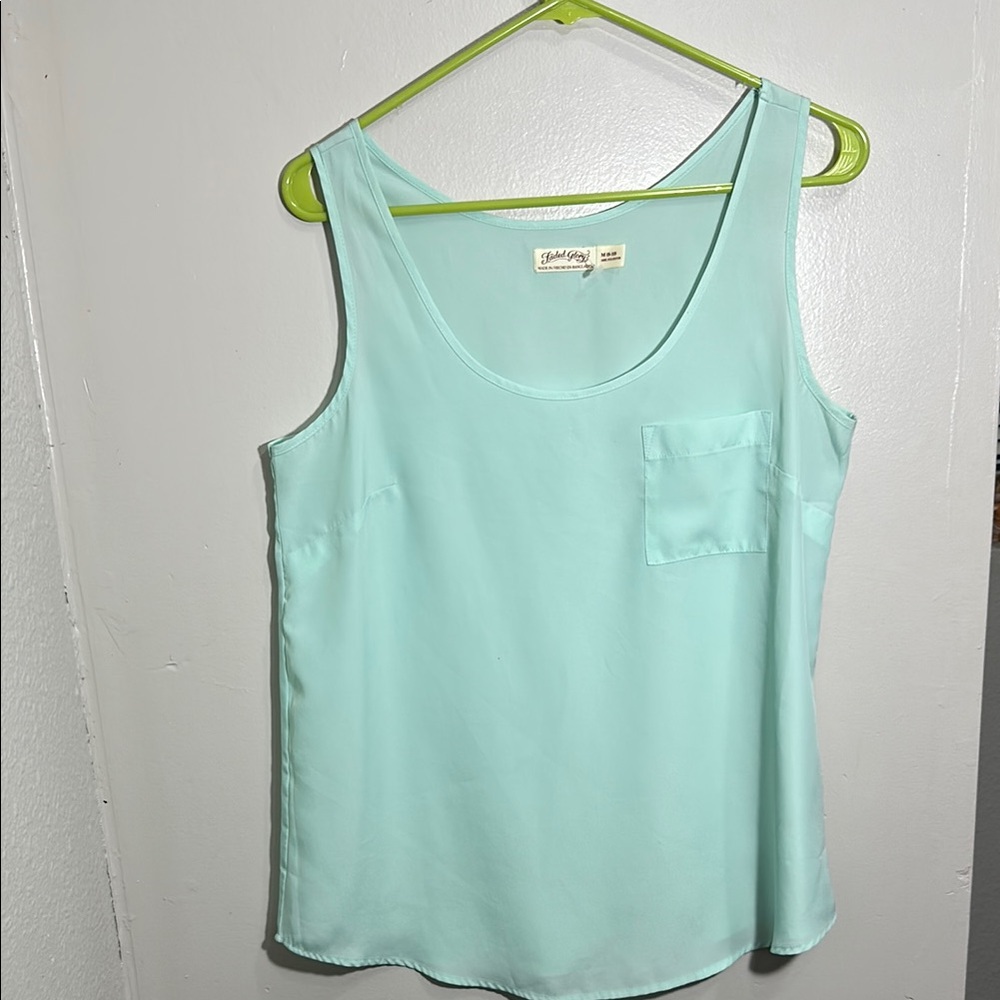 Simple Women's Mint Green Tank Top